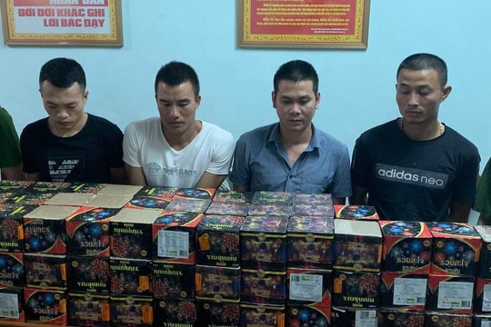 Bắt 4 đối tượng tàng trữ trái phép hơn 162 kg pháo