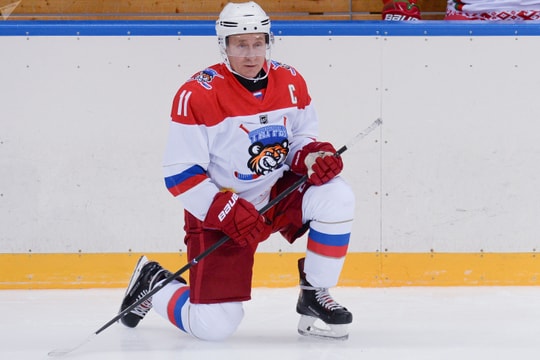 Tổng thống Putin trở thành 'quảng cáo sống' cho Top 7 mặt hàng phổ biến  