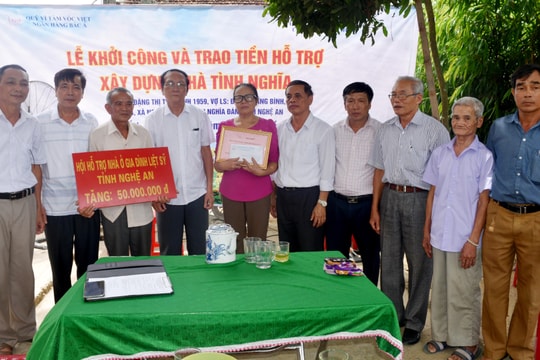 Đồng hành cùng gia đình chính sách, hỗ trợ người nghèo ở các địa phương