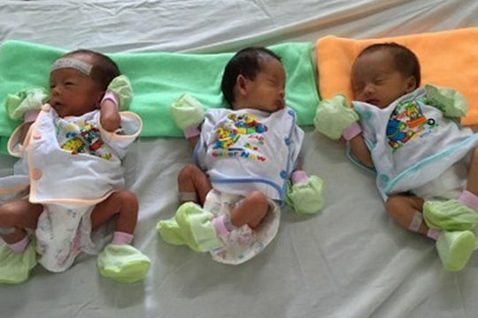 Sản phụ ở Thừa Thiên - Huế sinh 3 con đều nặng gần 2 kg