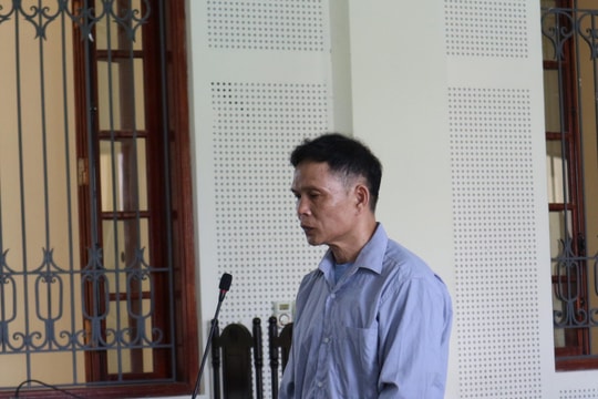 Con nghiện ôm 100 triệu đồng vào rừng giáp biên mua ma túy