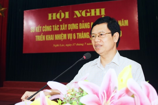 Phó Bí thư Thường trực Tỉnh ủy đề nghị Nghi Lộc đảm bảo đúng lộ trình sáp nhập xã, xóm 