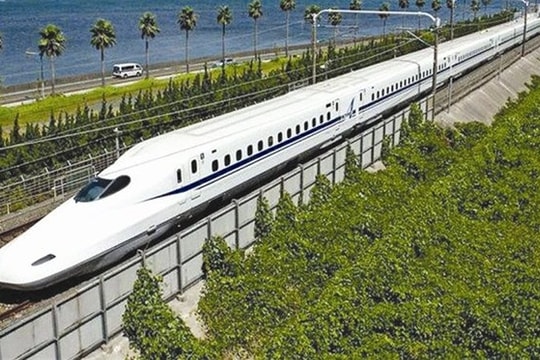 Đường sắt 350 km/h với 57 tỷ đôla: Cần hay không?