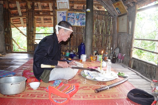 Có gì trong lễ cúng mừng nhà mới của người Thái Nghệ An?