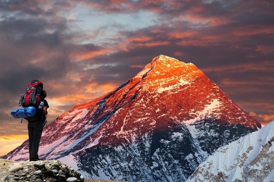 Những 'nóc nhà' thế giới thách thức dân mạo hiểm