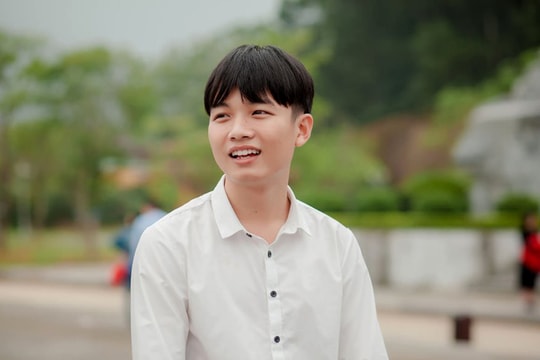 Thủ khoa trường huyện ở Nghệ An với bí quyết 'ba bước học'