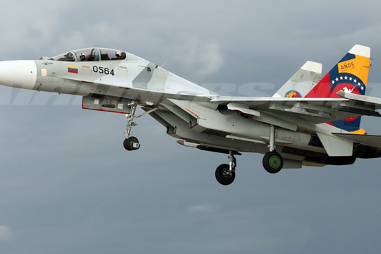 Mỹ tố máy bay EP-3 bị Su-30 của Venezuela 'đuổi theo ráo riết'