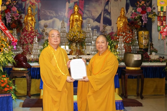 Lễ nhập tự, công bố quyết định bổ nhiệm sư trụ trì chùa Tu
