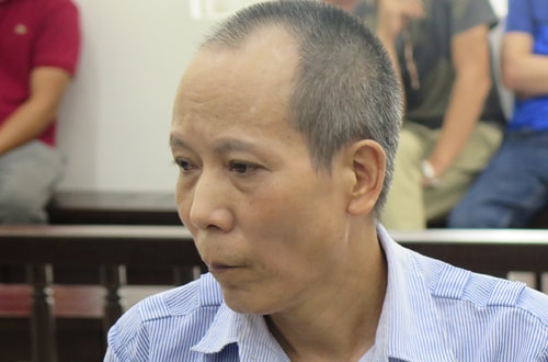 Lão nông truy sát bố con ông hàng xóm vì nghĩ bị coi thường