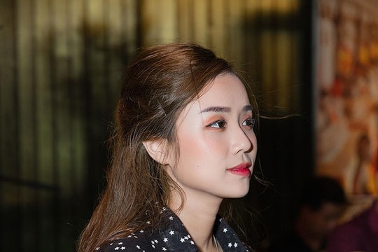 Gia thế và nhan sắc gây bất ngờ của vợ Hoài Lâm