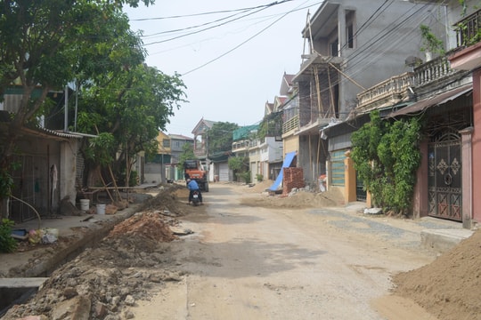 Xây dựng tuyến đường Tản Đà, phường Quán Bàu (thành phố Vinh): Dân... lại phàn nàn