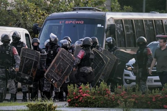 Hàng trăm tù nhân thiệt mạng và câu chuyện tranh giành quyền lực trong nhà tù Brazil