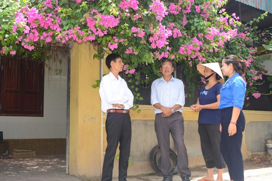 Chọn cựu chiến binh làm bí thư danh dự của chi đoàn