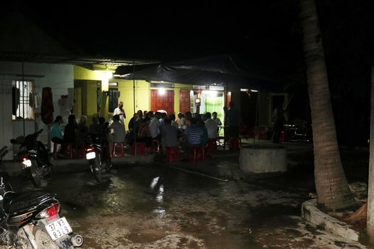 Sét đánh một phụ nữ Nghệ An tử vong thương tâm trên đường làm đồng về