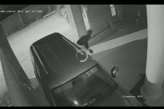 Bắt nhóm thanh niên ở Nghệ An chuyên đập kính xe ô tô để trộm cắp 