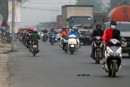 Lái ô tô, xe máy đi ngược chiều bị phạt rất nặng
