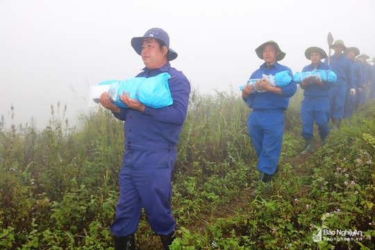 Quân khu 4 triển khai nhiệm vụ quy tập hài cốt liệt sỹ mùa khô 2019 - 2020