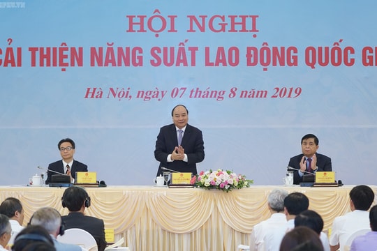 Thủ tướng Nguyễn Xuân Phúc chủ trì Hội nghị cải thiện năng suất lao động quốc gia