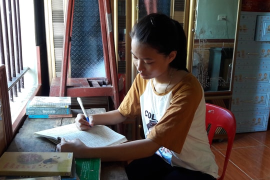 Đạt gần 29 điểm, nữ sinh mồ côi bố khó 'chạm' giấc mơ đến với giảng đường 