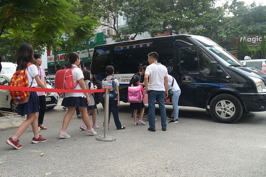 Nghệ An rà soát xe đưa đón học sinh sau vụ bé 6 tuổi trường Gateway tử vong