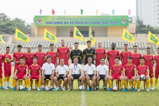 Đội trưởng Nguyên Mạnh và hàng loạt trụ cột SLNA sắp sửa hết hợp đồng