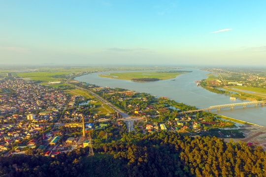 Quê hương những ngày Thu cách mạng