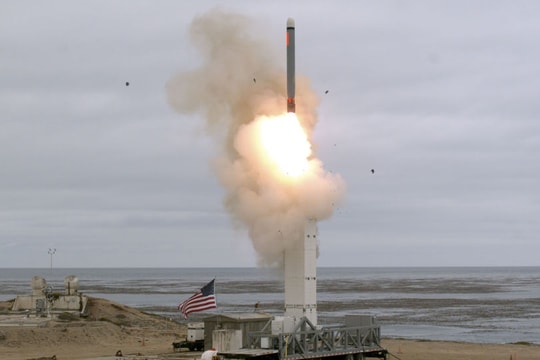 Nga tuyên bố sẽ không bị kéo vào cuộc chạy đua vũ trang sau khi Mỹ thử tên lửa hành trình