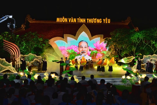 Chương trình nghệ thuật đặc biệt 'Muôn vàn tình thương yêu'