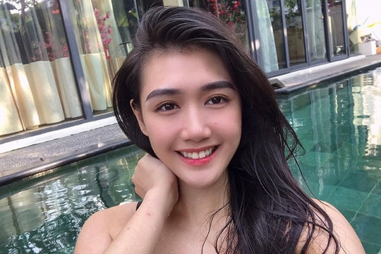 Xao xuyến với nữ y tá gương mặt xinh đẹp, có thân hình nóng bỏng 