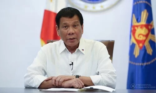 Tổng thống Philippines cắt ngắn chuyến thăm tới Trung Quốc