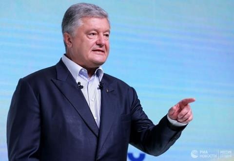 Cựu tổng thống Ukaine dùng Nga làm 'ngáo ộp' để củng cố chỗ đứng, mưu đồ tương lai