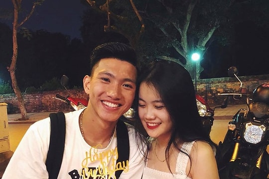 Động thái của bạn gái hot girl khi Đoàn Văn Hậu bất ngờ đi Hà Lan một năm