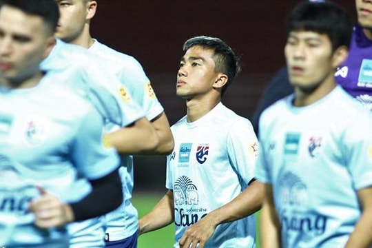 Chanathip (Thái Lan) đánh giá về đội tuyển Việt Nam; Lộ diện 3 cầu thủ xuất sắc nhất thế giới 