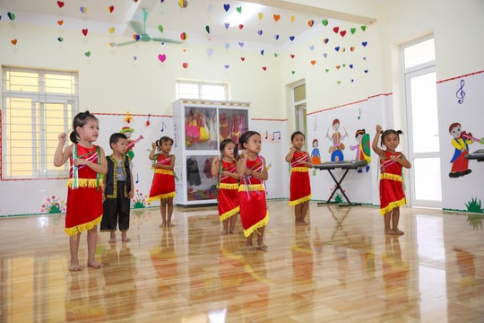 135 trường học của Nghệ An chuyển ngày khai giảng do mưa ngập