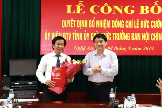 Trao Quyết định bổ nhiệm Trưởng ban Nội chính Tỉnh ủy Nghệ An