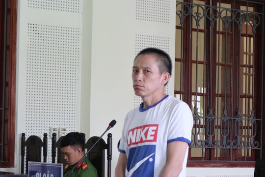 Nỗi cô độc của gã đàn ông buôn ma túy sống cảnh 'một ông hai bà' ngày ra tòa