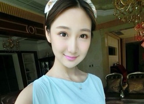 Người mẫu nội y nổi tiếng trở thành nữ quân nhân Trung Quốc