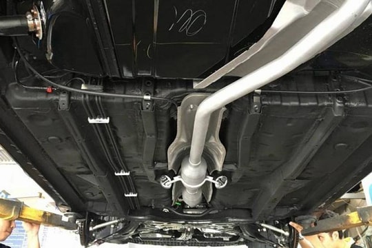 Lợi ích của việc sơn phủ gầm chống rỉ cho xe ô tô