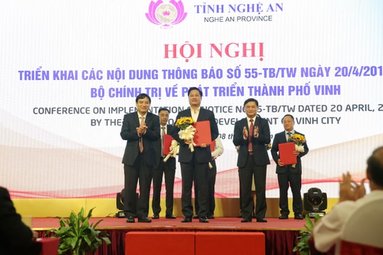 Vietravel ký kết bản ghi nhớ hợp tác đầu tư dự án Khách sạn 5 sao tại Nghệ An