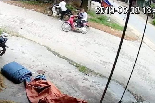 Nghệ An: Truy tìm 2 thanh niên đâm bị thương người đàn ông rồi bỏ chạy