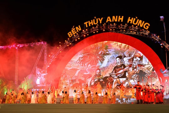 Hoành tráng, ấn tượng chương trình nghệ thuật 'Bến Thủy anh hùng' 