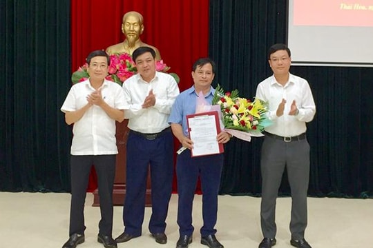 Công bố Quyết định của Ban Thường vụ Tỉnh ủy về công tác cán bộ Thị ủy Thái Hòa