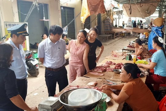 Tăng cường kiểm tra buôn bán, giết mổ sản phẩm lợn tại các xã có dịch 