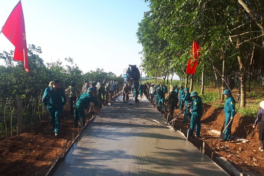 Chú trọng xây dựng nền Quốc phòng toàn dân trong tình hình mới