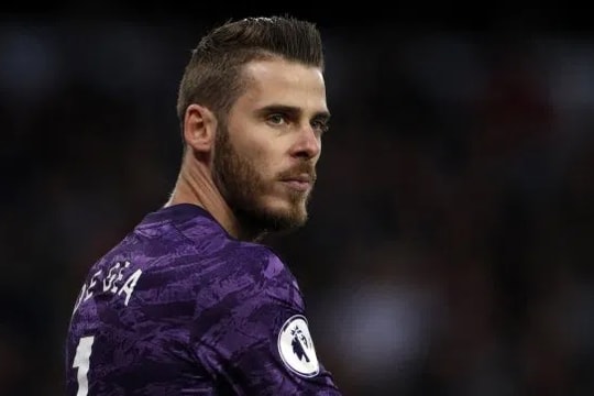 Van der Sar: 'De Gea có thể bị thay thế'