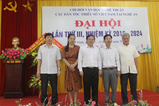 Ra mắt Ban chấp hành Chi hội văn học nghệ thuật các dân tộc thiểu số Việt Nam tại Nghệ An