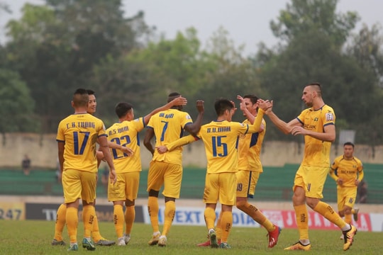 HLV Nguyễn Đức Thắng: 'SLNA quyết giành chiến thắng trước Bình Dương'