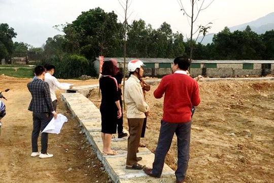 'Thả nổi' hoạt động môi giới gây 'nhiễu' thị trường bất động sản