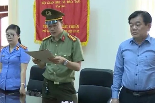 Thầy trò cùng có mặt tại phiên tòa gian lận thi cử