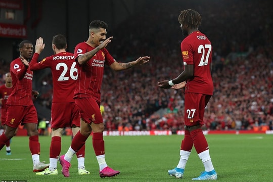 Champions League: Nóng ngay từ màn khởi động